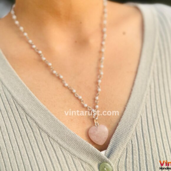 Elegant Calcite Stone Heart Pendant Necklace with Delicate Silver Chain - Picture 2 of 15